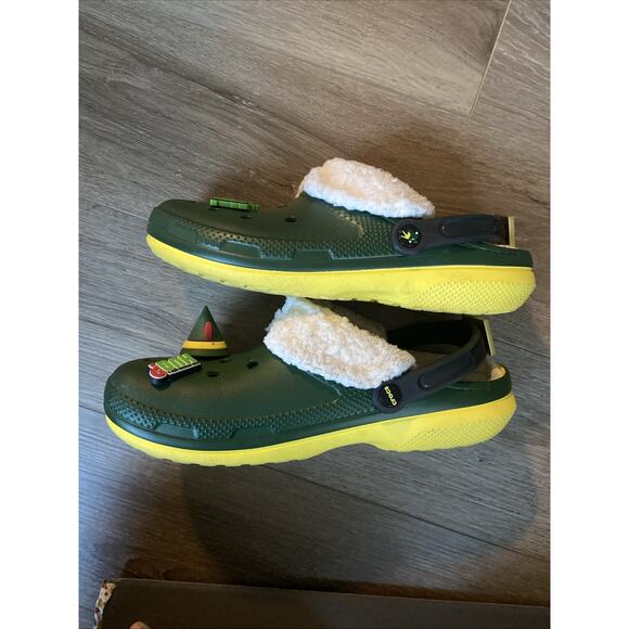 CROCS Buddy The Elf, with White Fleece and Black Strap & Jibbitz - Picture 7 of 12